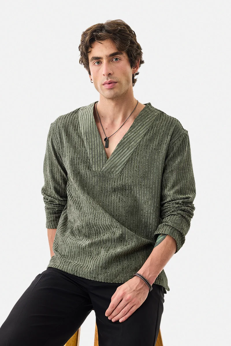 SNITCH Box Fit V Neck Popover Shirt